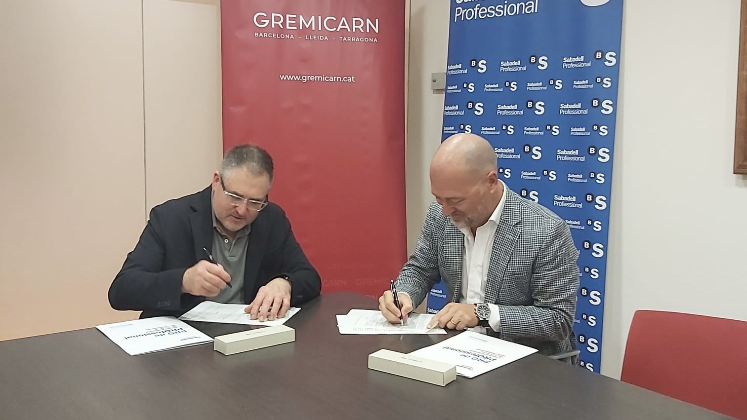 Per ser de GremiCarn Tarragona, tens avantatges exclusius amb els serveis de Banc Sabadell